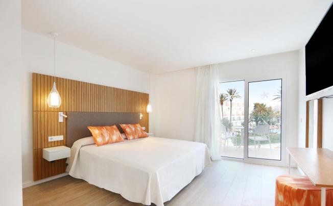 Фото отеля Iberostar Playa De Muro 