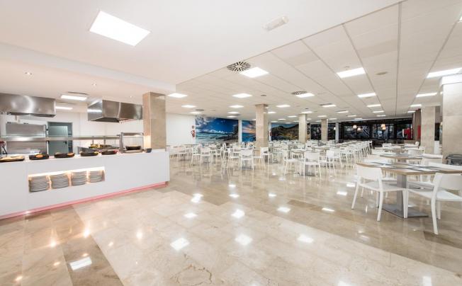 Фото отеля Thb Tropical Island Hotel