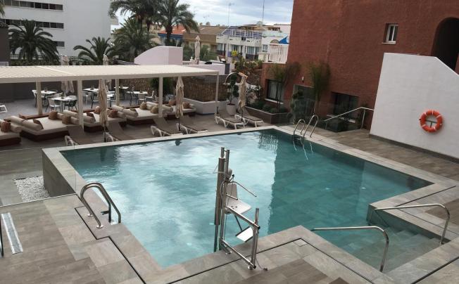 Фото отеля Fenix Hotel Torremolinos