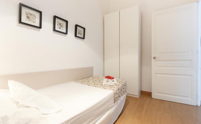 Фото отеля Alcam Paseo De Gracia Apartments