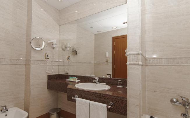 Фото отеля Senator Gran Via 70 Spa Hotel