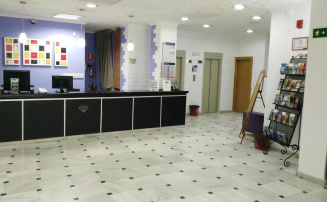 Фото отеля Kristal Hotel Torremolinos