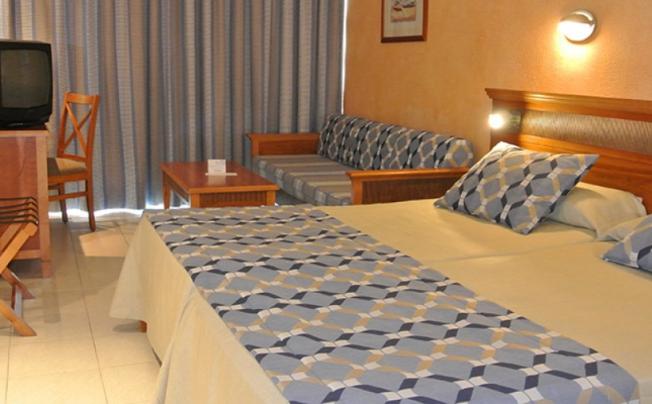 Фото отеля Sirenis Hotel Club Siesta