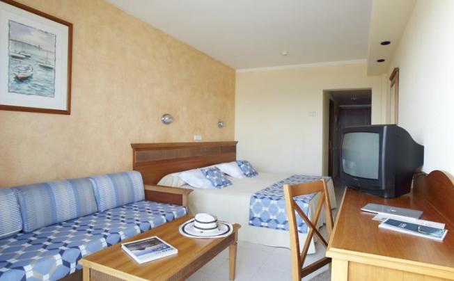 Фото отеля Sirenis Hotel Club Siesta