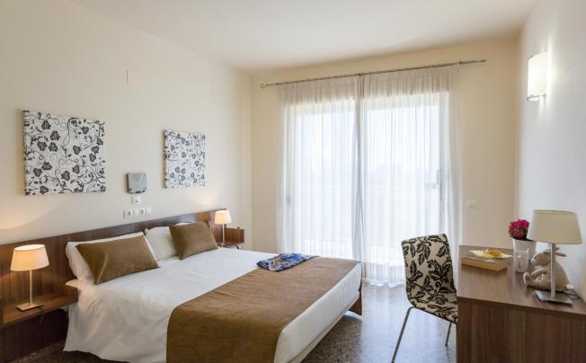 Фото отеля Pierre & Vacances Benidorm Poniente