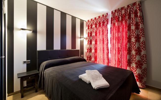 Фото отеля Salles Beach Apartamentos