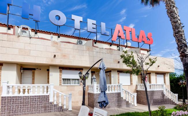 Фото отеля Atlas Aparthotel