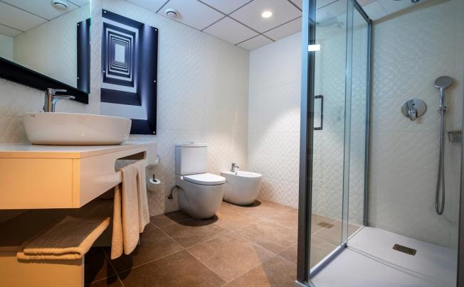 Фото отеля Golden Donaire Beach Hotel