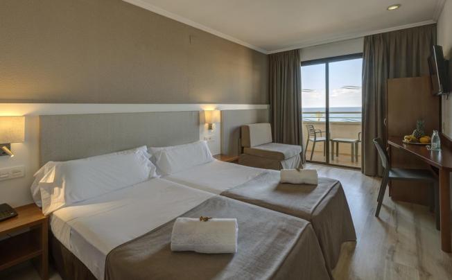 Фото отеля Rosamar Hotel & Spa