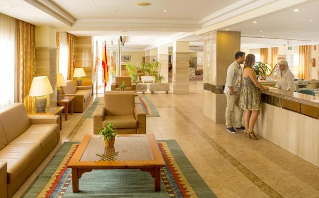 Фото отеля Hsm Reina Del Mar Hotel