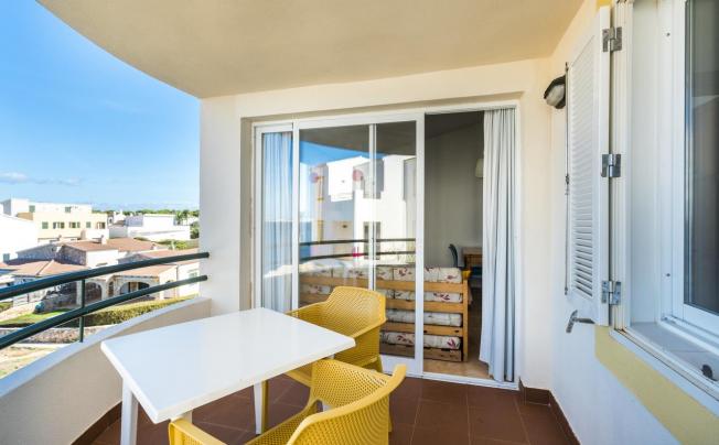 Фото отеля Sol Ponent Apartamentos