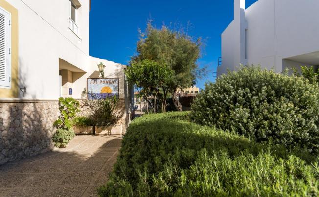 Фото отеля Sol Ponent Apartamentos