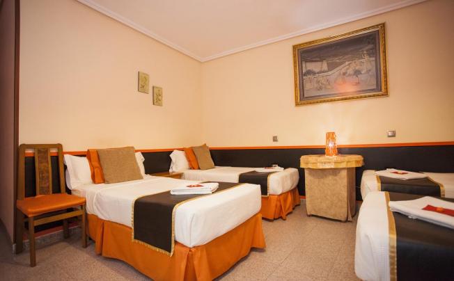 Фото отеля Chelo Hostal
