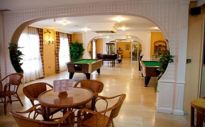 Фото отеля Ronda IV Apartamentos