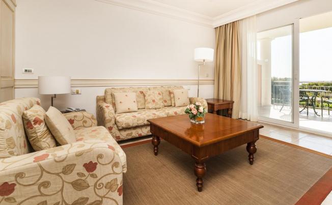 Фото отеля INSOTEL PUNTA PRIMA PRESTIGE SUITE & SPA
