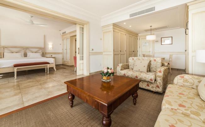 Фото отеля INSOTEL PUNTA PRIMA PRESTIGE SUITE & SPA