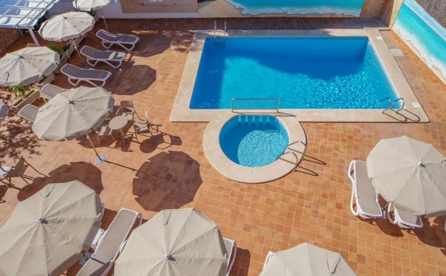 Фото отеля Ses Puntetes Hotel