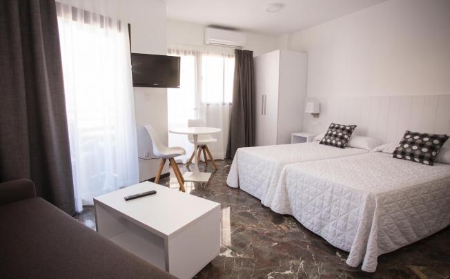 Фото отеля San Jaime Apartamentos
