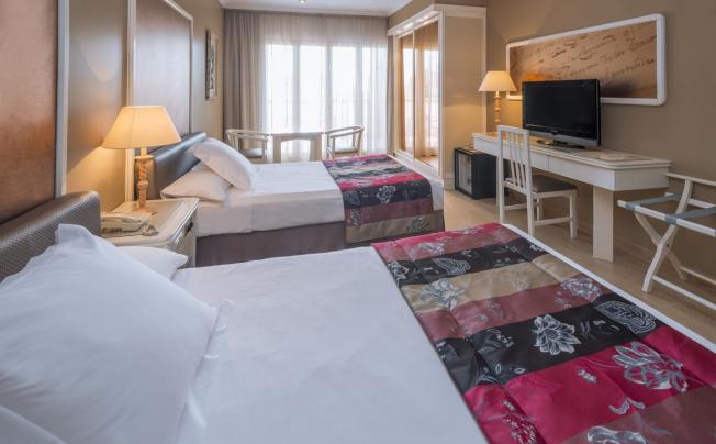 Фото отеля Mas Gallau Hotel