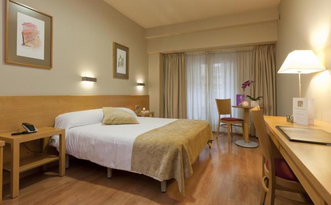 Фото отеля Victoria 4 Hotel