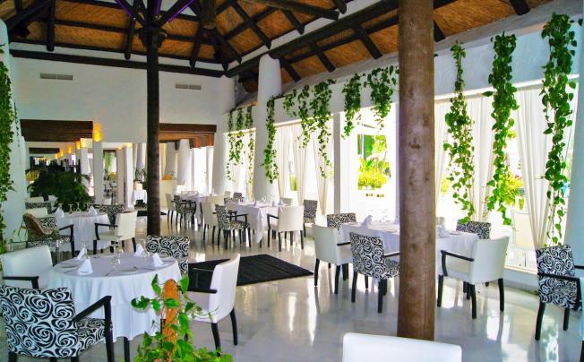 Фото отеля Albayzin Del Mar Hotel Suites