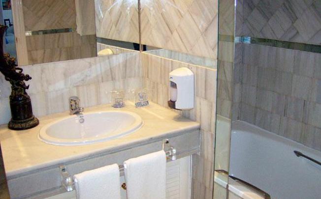 Фото отеля Albayzin Del Mar Hotel Suites