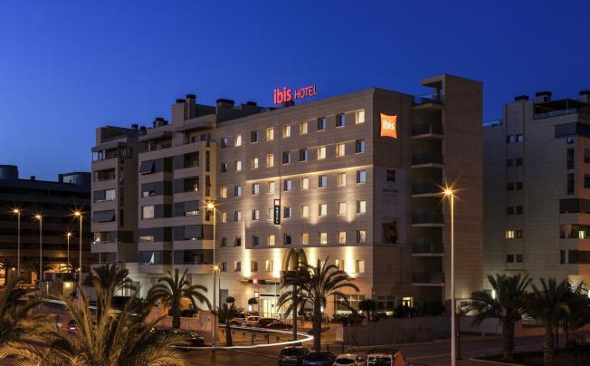 Фото отеля Ibis Alicante Elche
