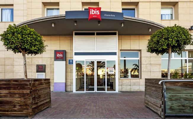 Фото отеля Ibis Alicante Elche