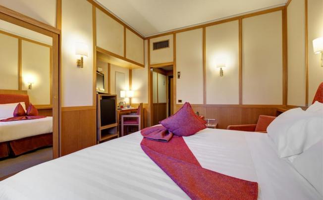 Фото отеля PRESIDENT HOTEL 