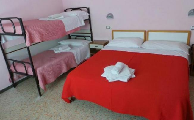 Фото отеля Bolero Hotel
