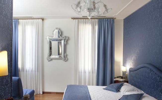 Фото отеля Ca' D'oro Hotel