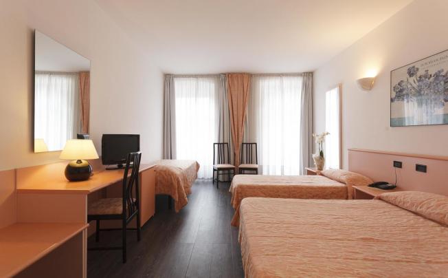 Фото отеля Centrale Hotel Riva Del Garda