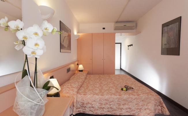 Фото отеля Centrale Hotel Riva Del Garda