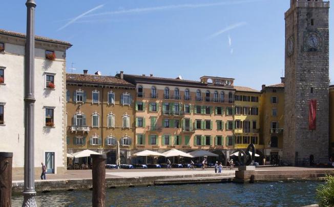 Фото отеля Centrale Hotel Riva Del Garda