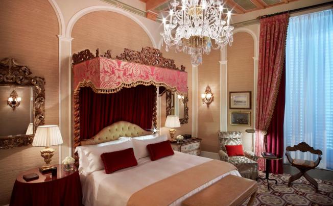 Фото отеля ST. REGIS FLORENCE 