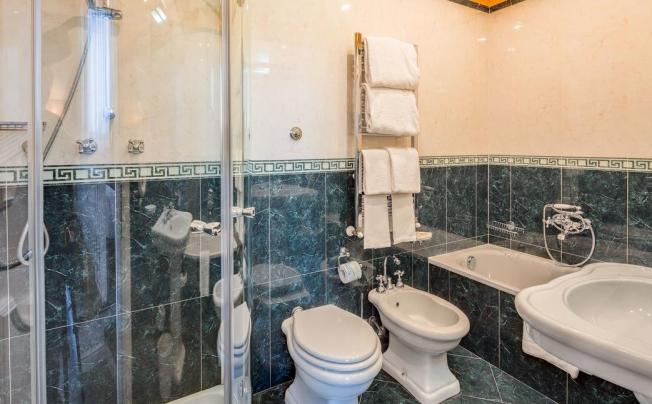 Фото отеля Roma Hotel