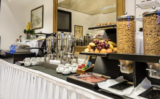 Фото отеля Roma Hotel