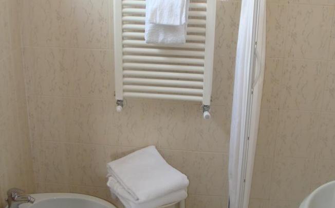 Фото отеля Astra Hotel