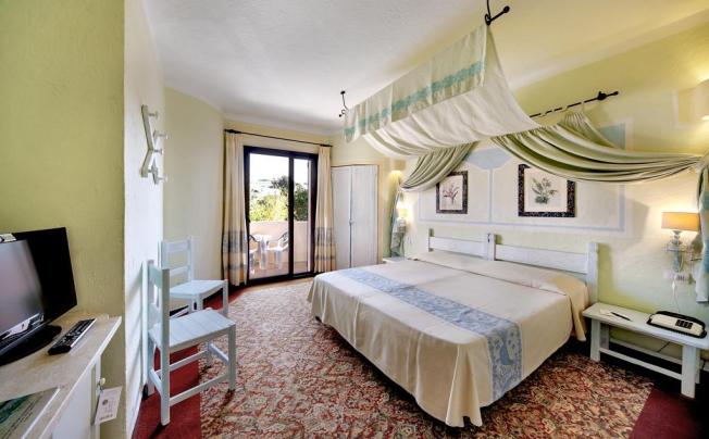 Фото отеля SMERALDO BEACH GRAND HOTEL 