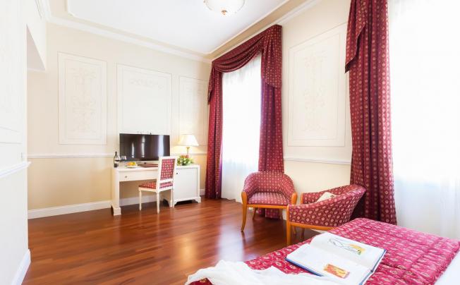 Фото отеля Grand Hotel Ritz Roma
