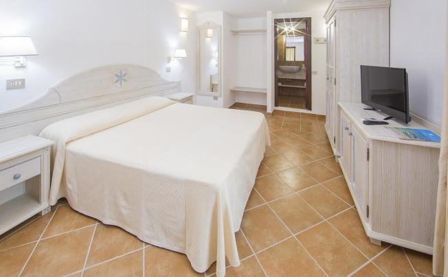 Фото отеля Colonna Beach Hotel