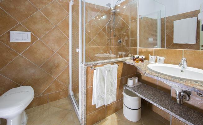 Фото отеля Colonna Beach Hotel