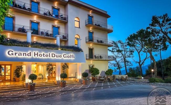 Фото отеля Due Golfi Grand Hotel