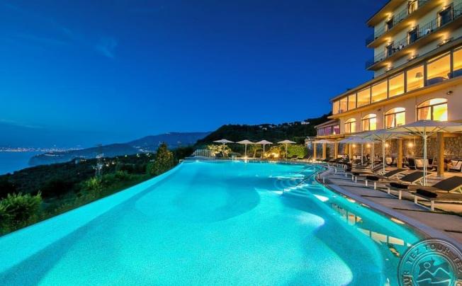 Фото отеля Due Golfi Grand Hotel