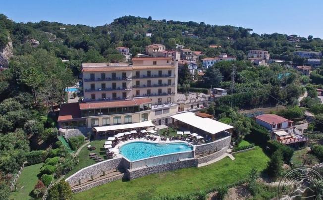 Фото отеля Due Golfi Grand Hotel