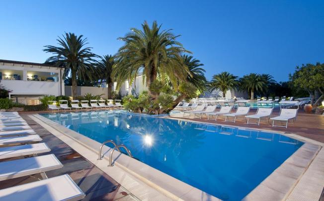 Фото отеля Ostuni Rosa Marina Resort