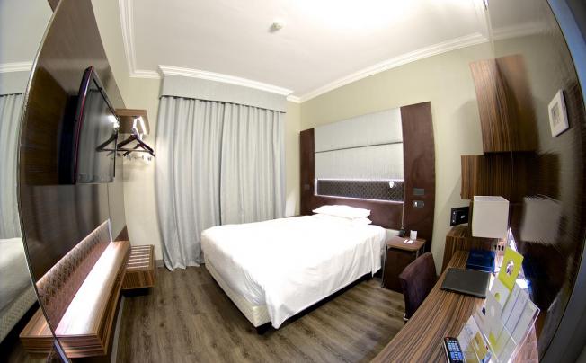 Фото отеля Sheraton Four Points Milan Centre