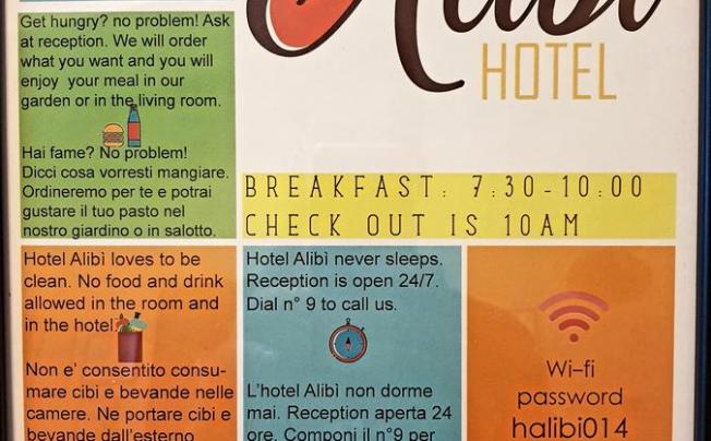 Фото отеля Alibi Hotel