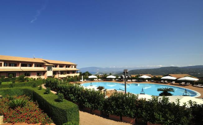 Фото отеля Popilia Country Resort