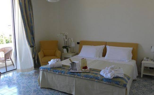 Фото отеля MARE E PINETA HOTEL